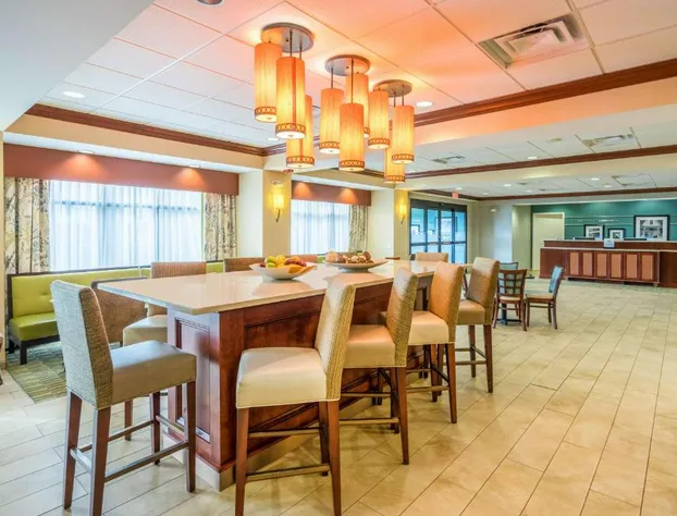 Hampton Inn Middletown hotel detail image 2