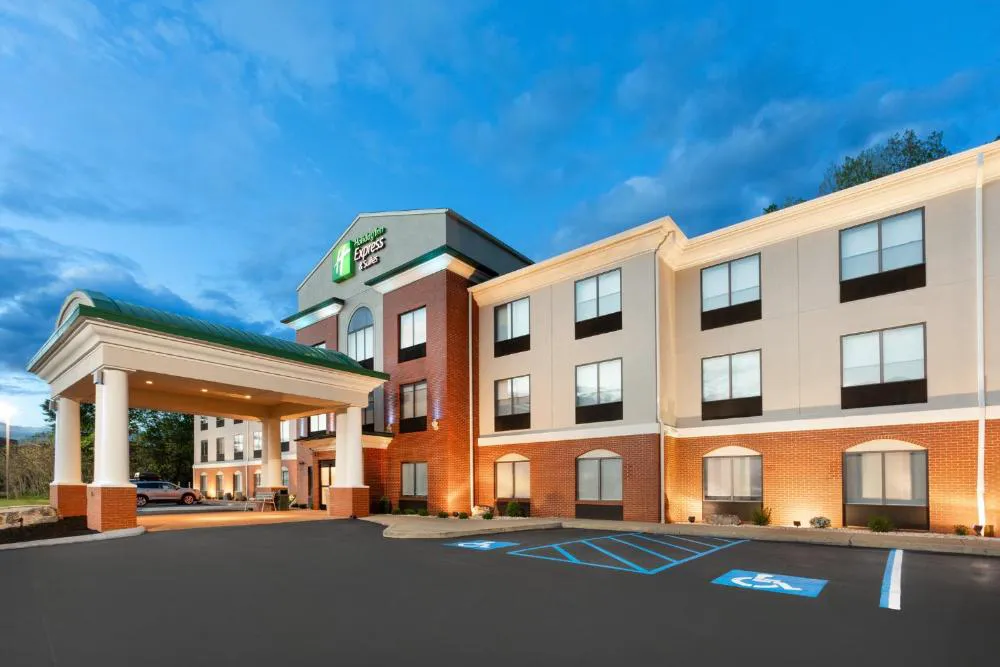 Holiday Inn Express Hotel & Suites DuBois by IHG hotel hero