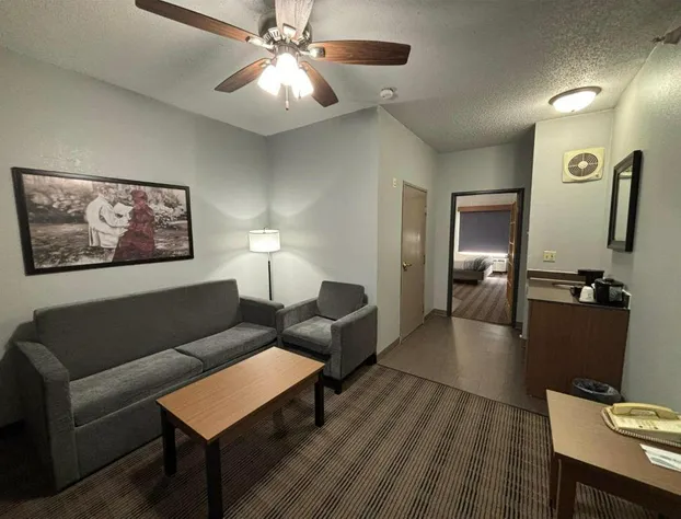 AmericInn by Wyndham Galesburg hotel detail image 4