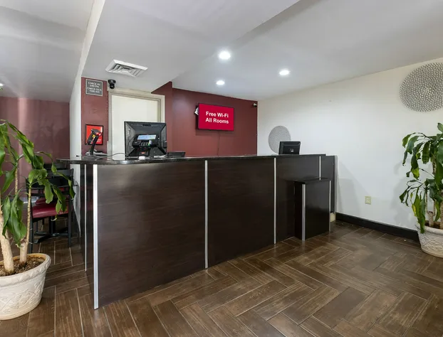 Red Roof Inn Raleigh - North-Crabtree Mall/Lenovo Center hotel detail image 4