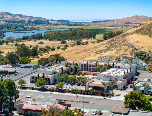 Best Western Plus Royal Oak Hotel hotel detail image 4