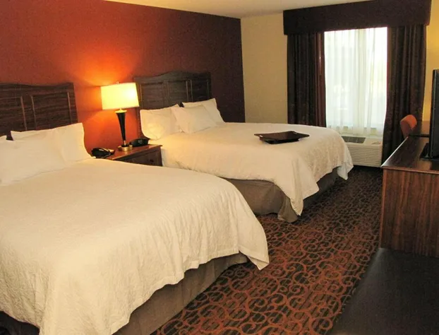 Hampton Inn & Suites Jamestown, ND hotel detail image 2