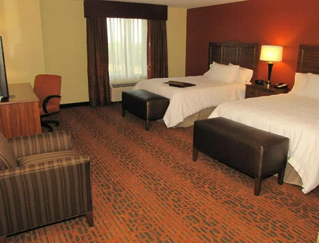 Hampton Inn & Suites Jamestown, ND hotel detail image 3