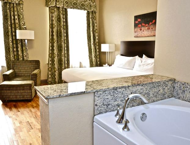 Holiday Inn Express Cleveland Downtown By IHG hotel detail image 4