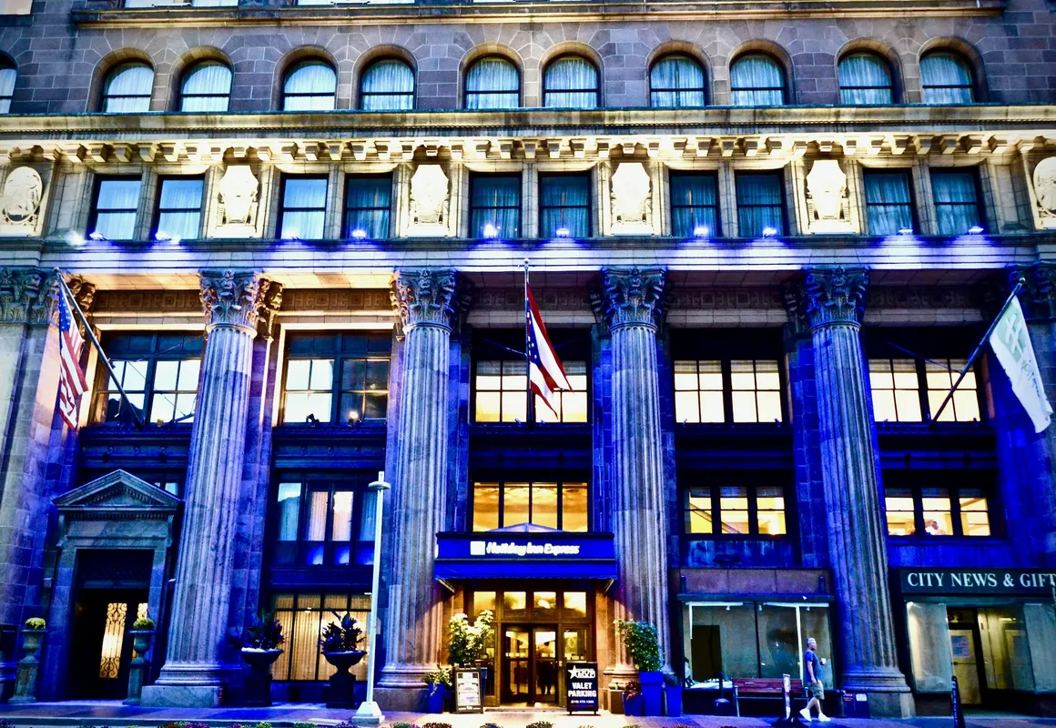 Holiday Inn Express Cleveland Downtown by IHG hotel hero