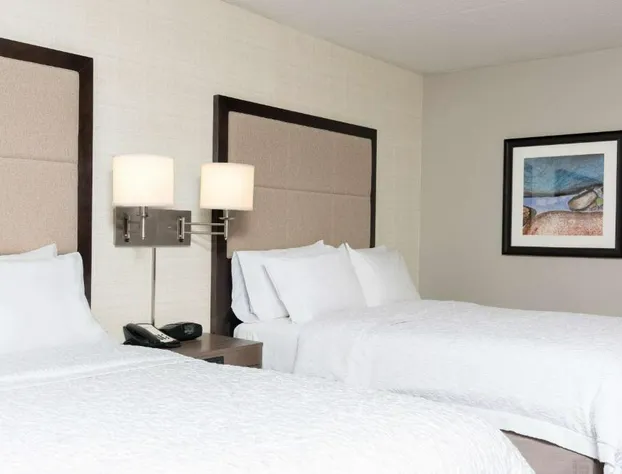 Hampton Inn Bloomington hotel detail image 4