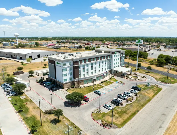 Holiday Inn Hotel & Suites Waco Northwest by IHG hotel detail image 1