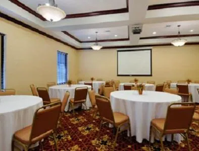 Baymont by Wyndham Henderson hotel detail image 4