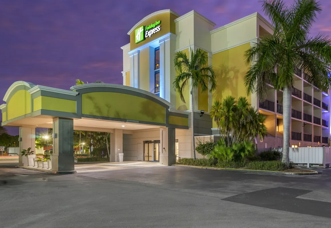 Holiday Inn Express Cape Coral-Fort Myers Area by IHG hotel hero