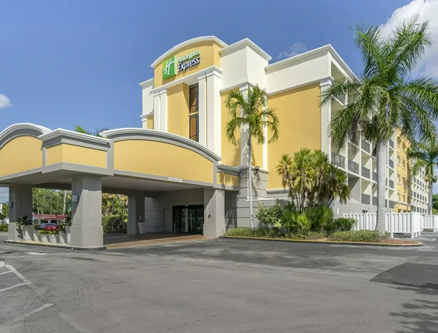 Holiday Inn Express Cape Coral-Fort Myers Area by IHG hotel detail image 1