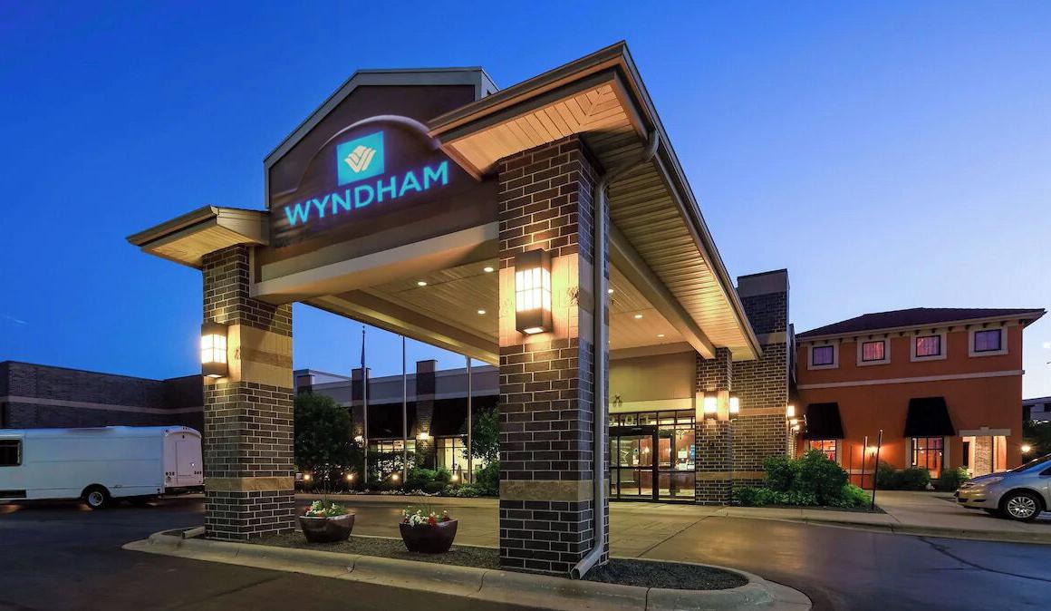 Wyndham Bloomington - Mall of America hotel hero