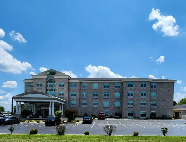 Holiday Inn Express & Suites Somerset Central by IHG hotel detail image 1