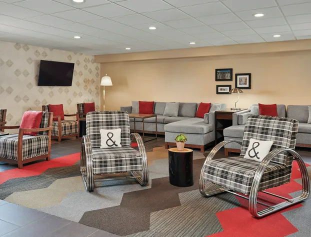 Royce Hotel hotel detail image 2