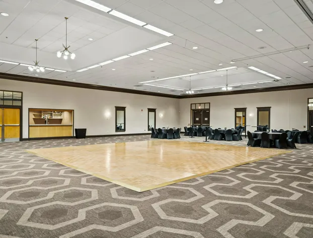 Royle Hotel Milwaukee Airport hotel detail image 4