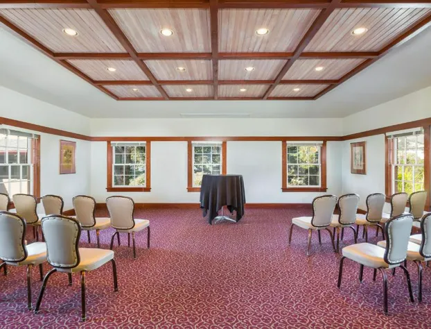 The Pierpont Inn hotel detail image 4