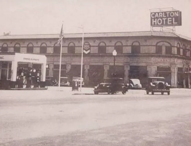 Carlton Hotel hotel detail image 2