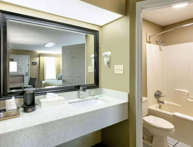 Baymont by Wyndham Prattville/Montgomery hotel detail image 3