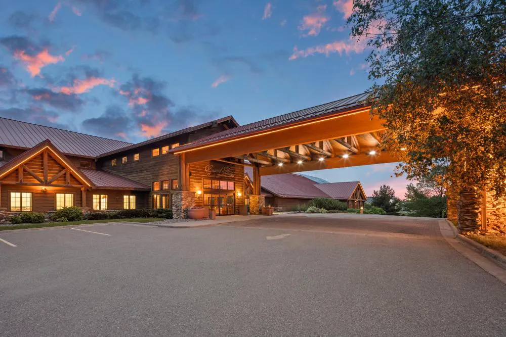 bantr Grand Hotel Wausau - Rothschild hotel hero