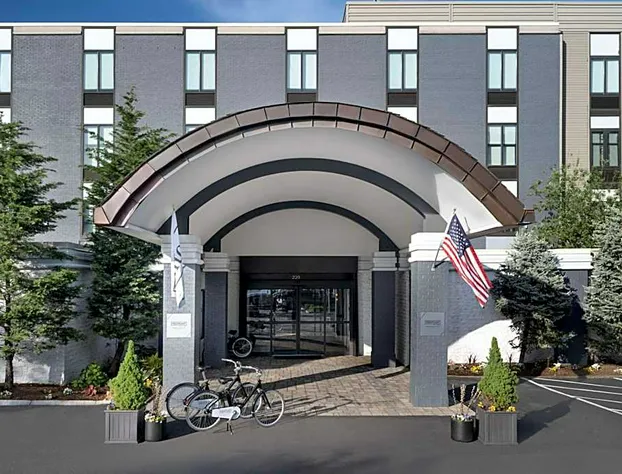 Freepoint Hotel Cambridge, Tapestry Collection by Hilton hotel detail image 1