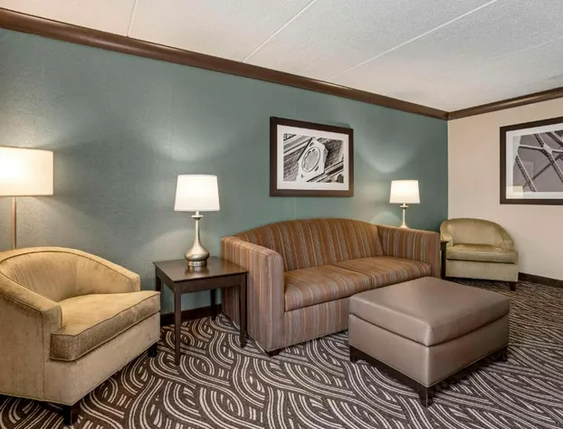 Best Western Plus Kingston Hotel And Conference Center hotel detail image 3