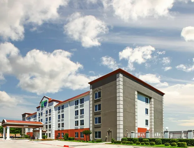 Holiday Inn Express Hotel & Suites Dallas Lewisville by IHG hotel detail image 1