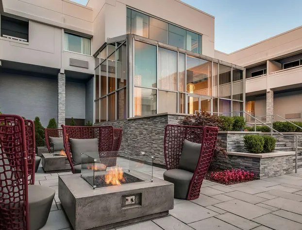 The Kingsley Bloomfield Hills - a DoubleTree by Hilton hotel detail image 3