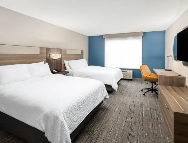 Holiday Inn Express & Suites Green Bay East by IHG hotel detail image 4