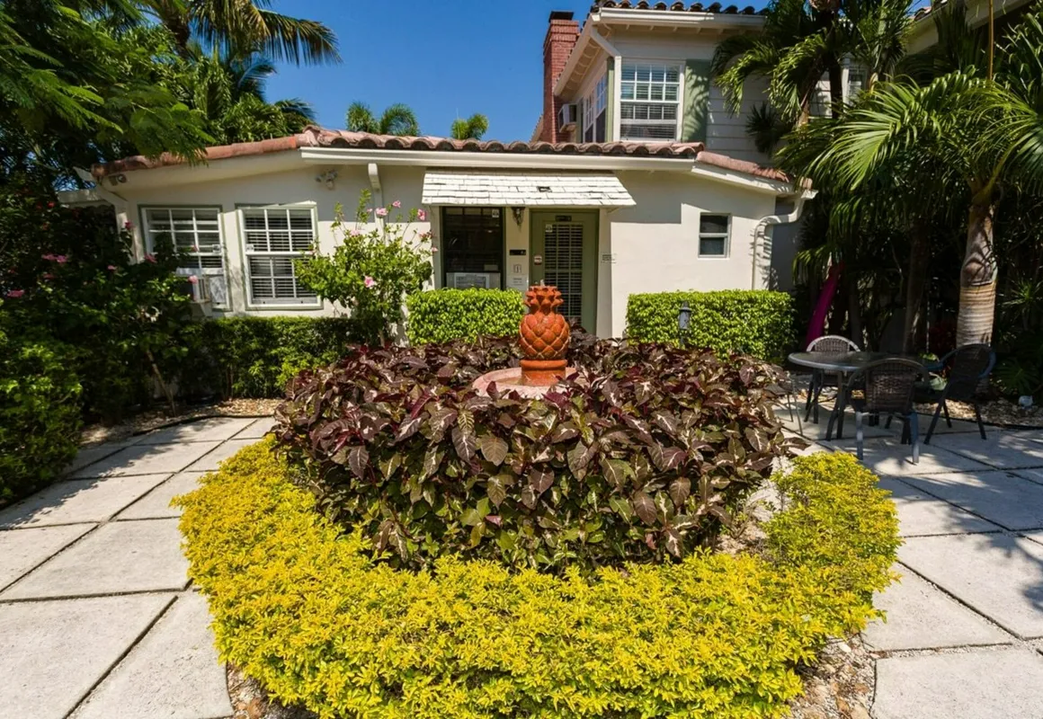 La Casa Del Mar hotel hero