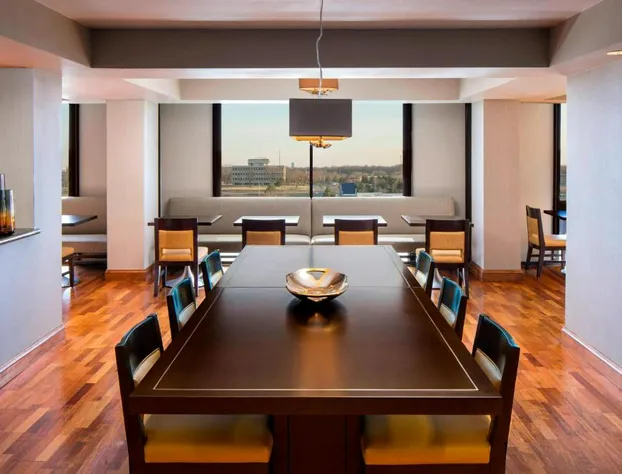 Sheraton West Des Moines Hotel hotel detail image 3