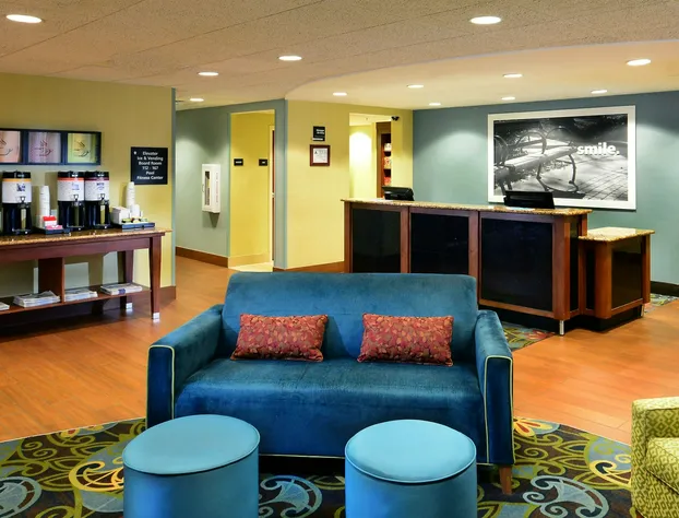 Hampton Inn Raleigh / Town Of Wake Forest hotel detail image 4