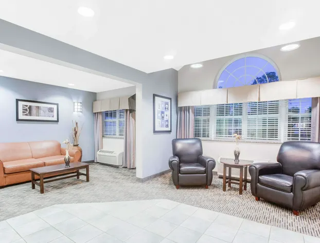 Microtel Inn & Suites by Wyndham Bath hotel detail image 2