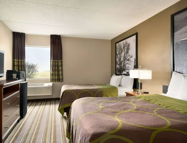 Super 8 by Wyndham Chambersburg I-81 hotel detail image 4