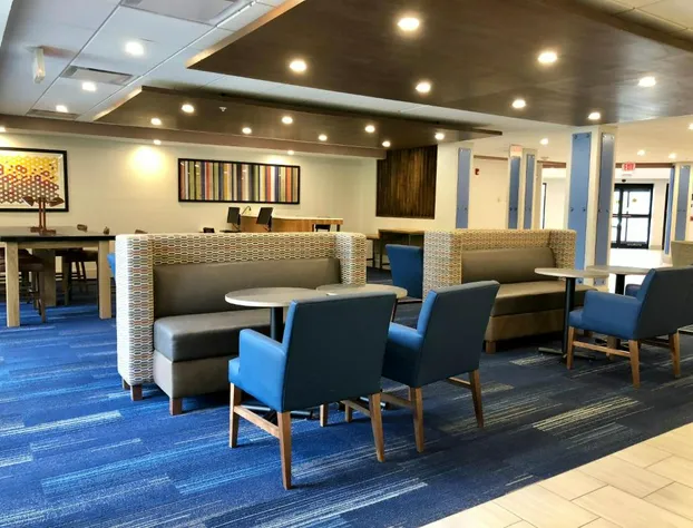 Holiday Inn Express Hotel & Suites Great Barrington by IHG hotel detail image 3