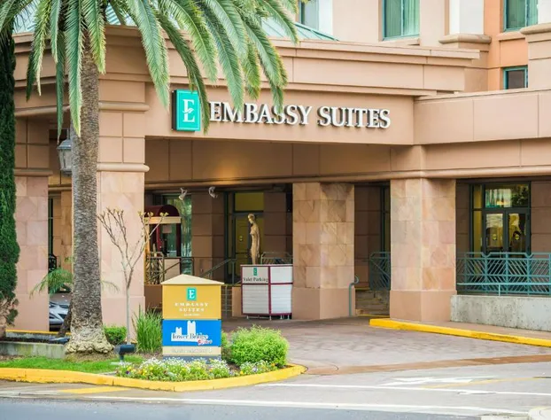 Embassy Suites by Hilton Sacramento Riverfront Promenade hotel detail image 1