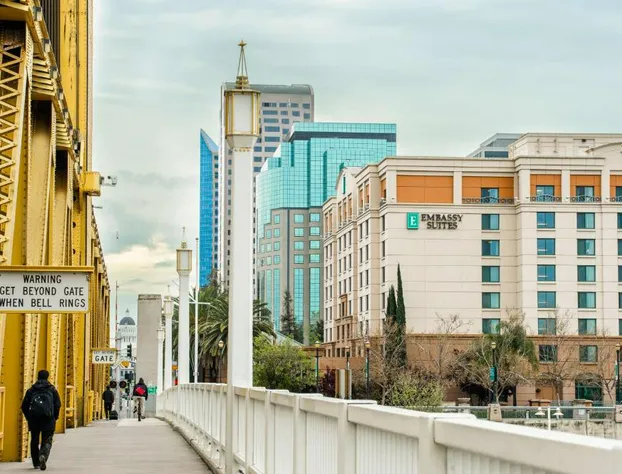 Embassy Suites by Hilton Sacramento Riverfront Promenade hotel detail image 4