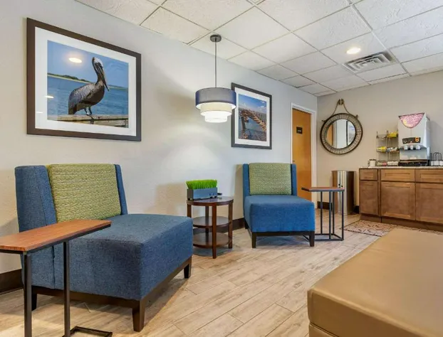 Comfort Suites Southport - Oak Island hotel detail image 3