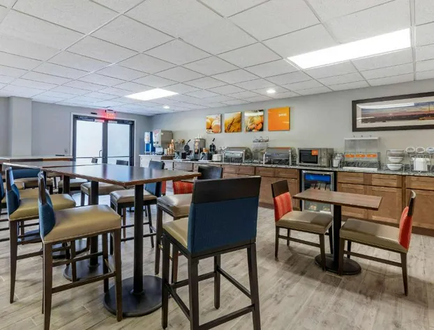 Comfort Suites Southport - Oak Island hotel detail image 4