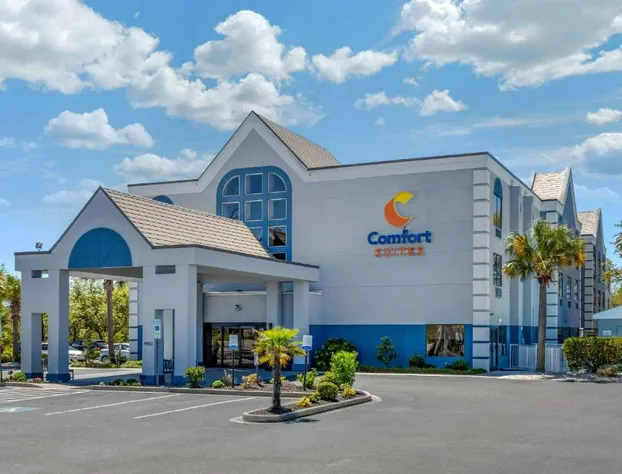 Comfort Suites Southport - Oak Island hotel detail image 1
