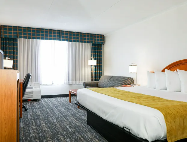 Ramada by Wyndham Cumberland Downtown hotel detail image 4