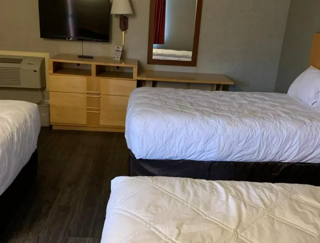 Falls Inn hotel detail image 3