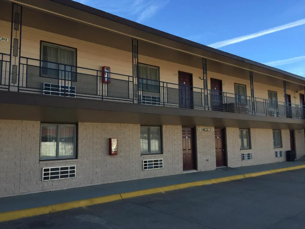 Midlands Lodge hotel hero