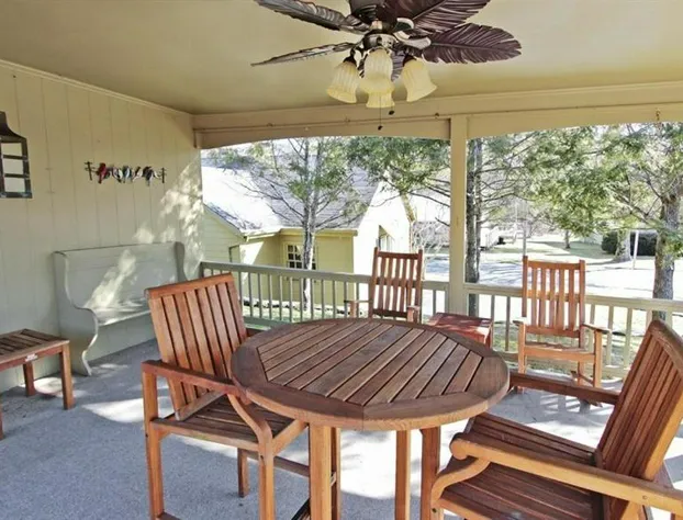 Hillwinds Inn hotel detail image 4