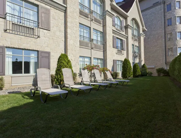 Le St-Martin Hotel & Suites Laval hotel detail image 2