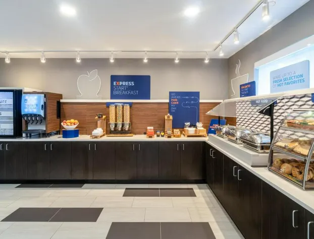 Holiday Inn Express Bluffton at Hilton Head Area by IHG hotel detail image 3