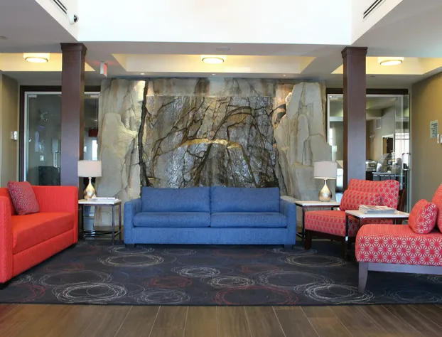 Holiday Inn Express Hotel & Suites Riverport Richmond by IHG hotel detail image 3