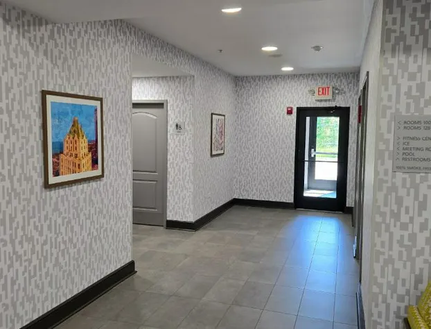 Hampton Inn & Suites Chicago Deer Park hotel detail image 4