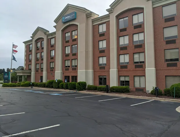 Clarion Pointe Greensboro Airport hotel detail image 2