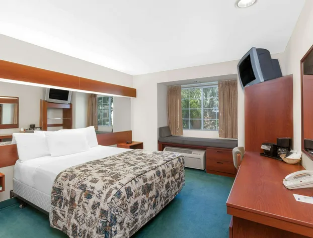 Microtel Inn & Suites by Wyndham Wellton hotel detail image 2