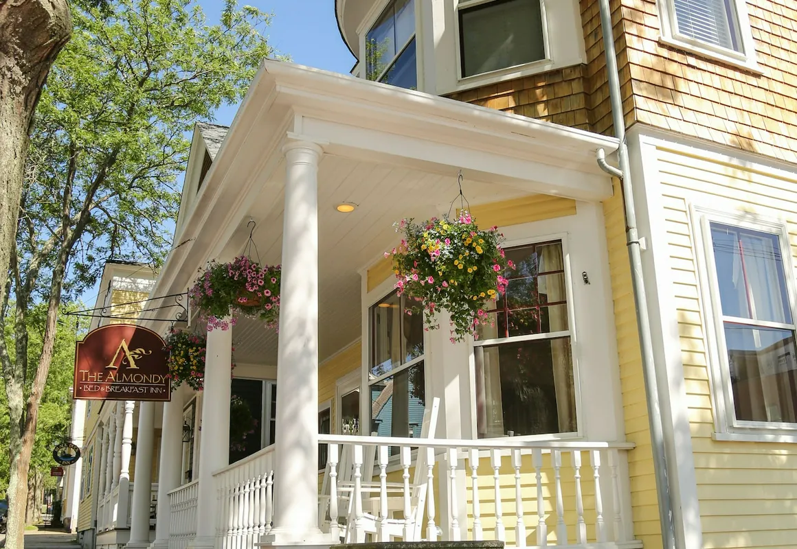 Almondy Inn hotel hero