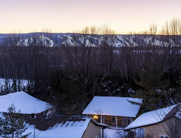 Georgian Bay Hotel Trademark Collection by Wyndham hotel detail image 1